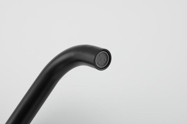 R43052-22(Смес. для  кухни /чёрный-матовый )