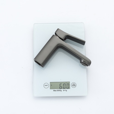 F1084-9_6