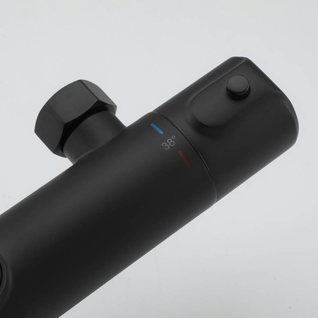 G2490-6_4