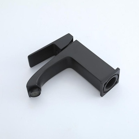 F1076-6_1